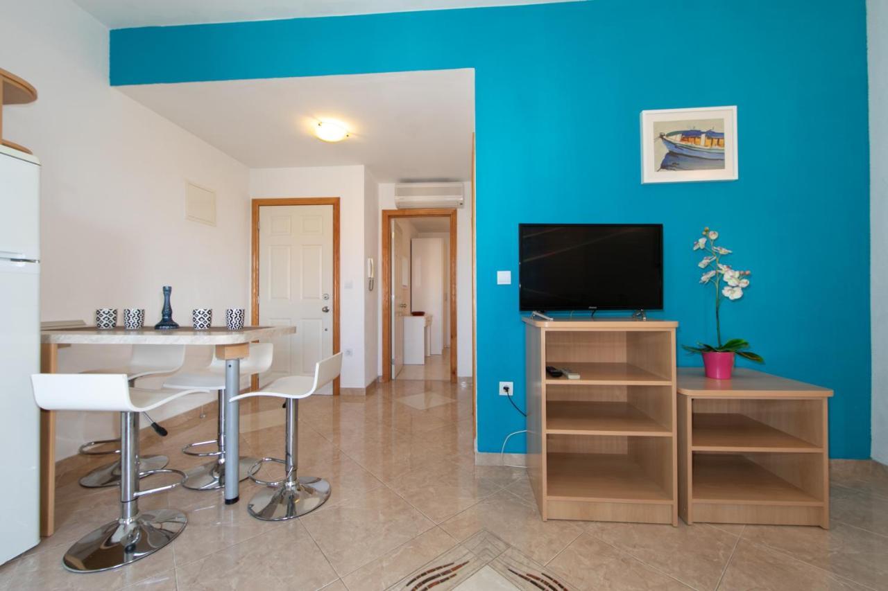 Apartmani Silva Tučepi Exteriör bild