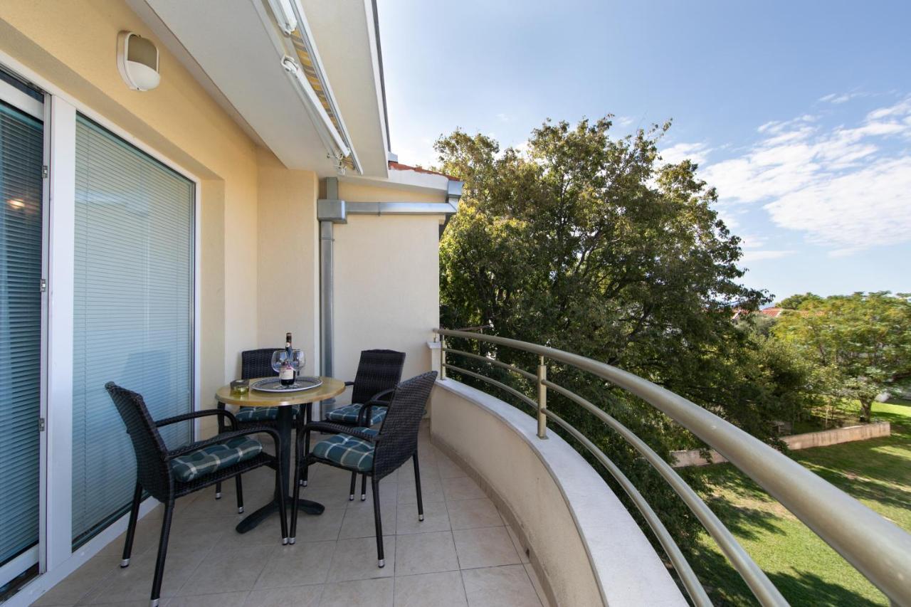 Apartmani Silva Tučepi Exteriör bild
